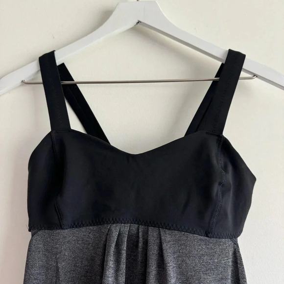 Lululemon Run Back On Track black & gray tank top size 6 - Picture 2 of 6